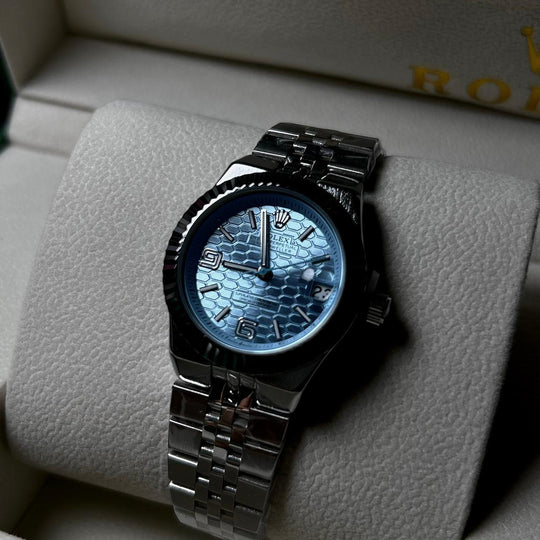 Rolex Datejust 41 Automatic For Her - Blue - Giiz store