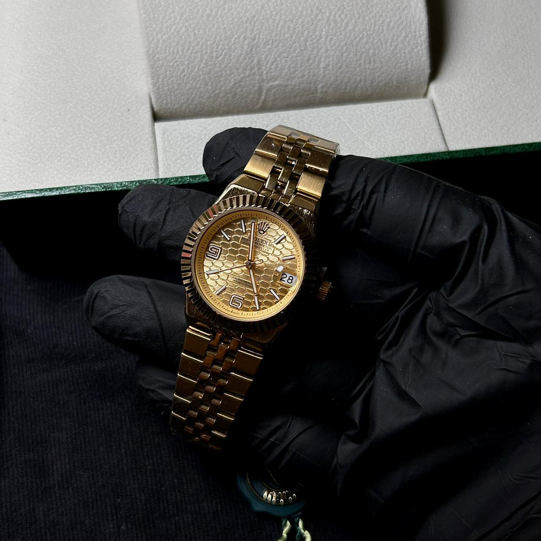 Rolex Datejust 41 Automatic For Her - Gold - Giiz store