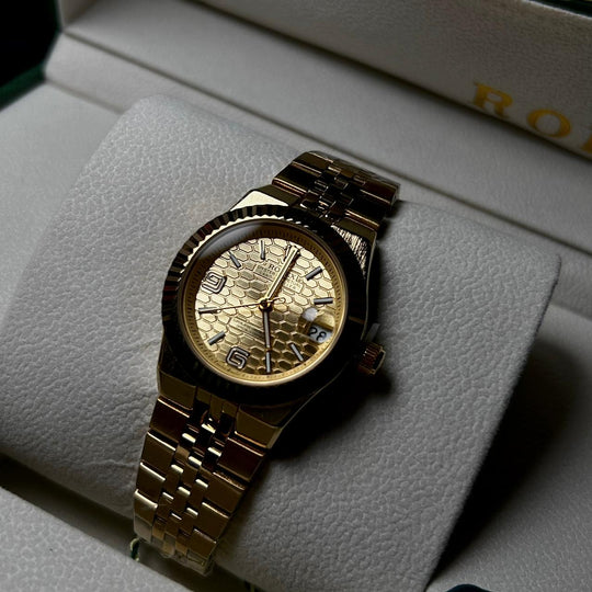 Rolex Datejust 41 Automatic For Her - Gold - Giiz store