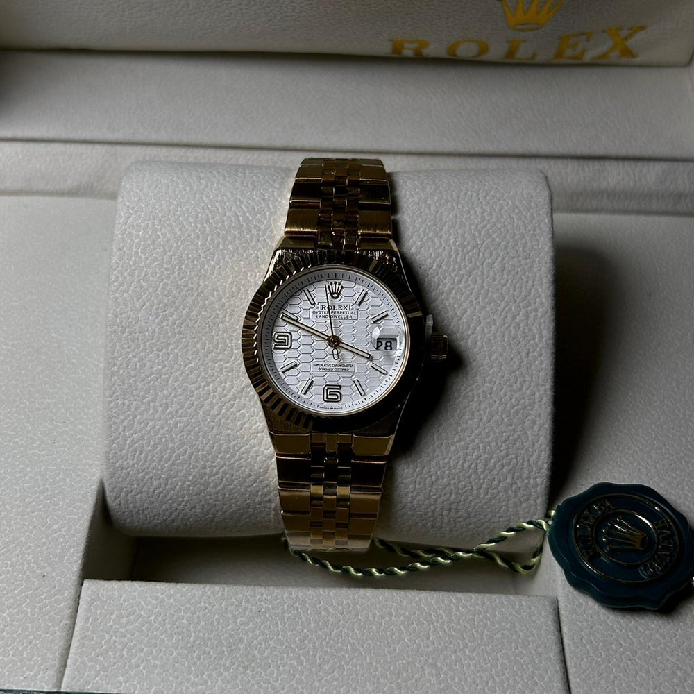 Rolex Datejust 41 Automatic For Her - Golden White - Giiz store