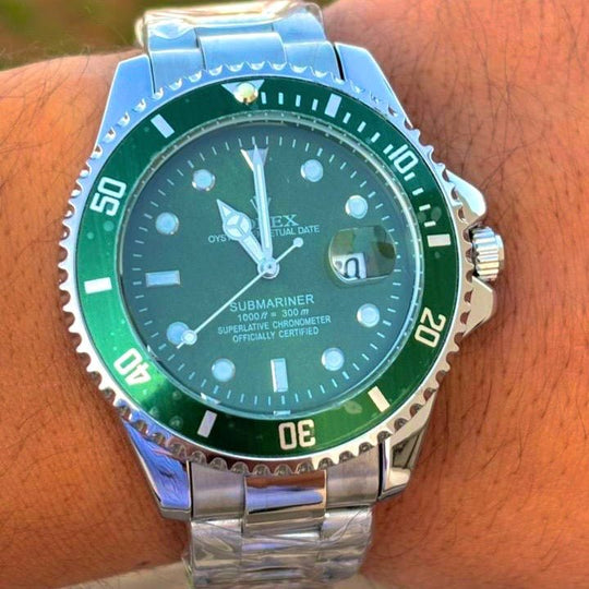 Rolex Submariner For Him "Hulk" - Stainless Steel with Green Dial and Bezel - Giiz store