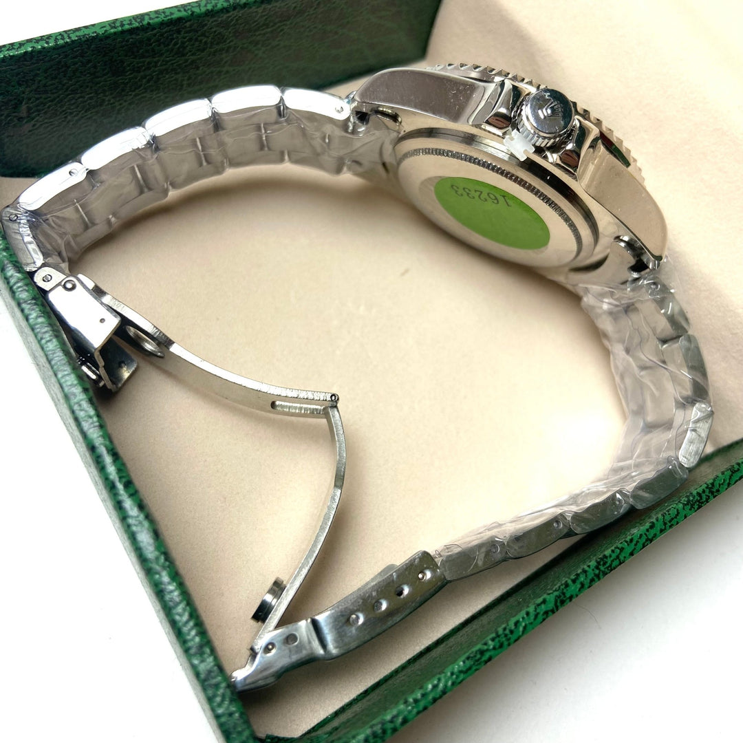 Rolex Submariner For Him "Hulk" - Stainless Steel with Green Dial and Bezel - Giiz store