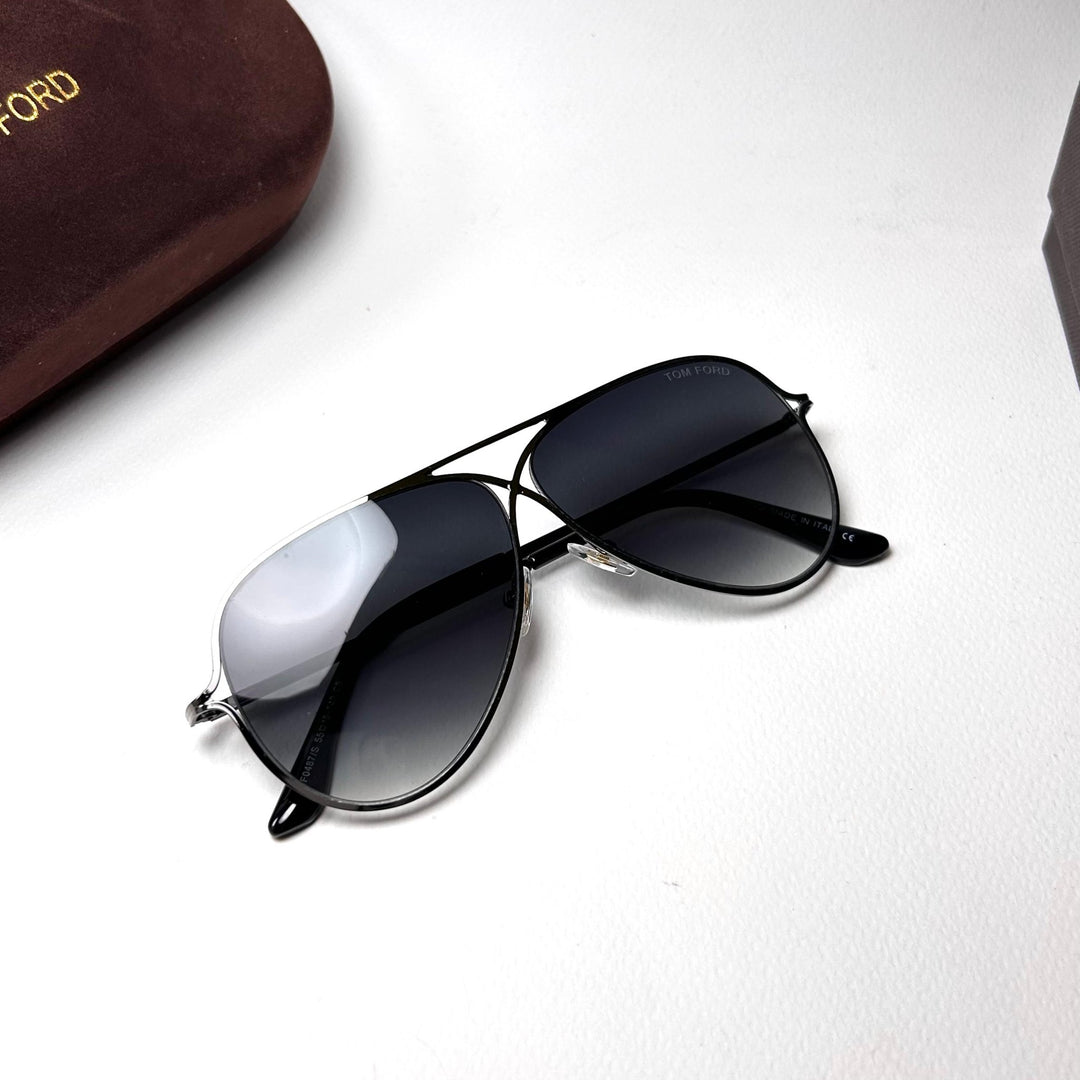 Tom Ford Aviator TF0487 - Silver Smoke Gradient - Giiz store