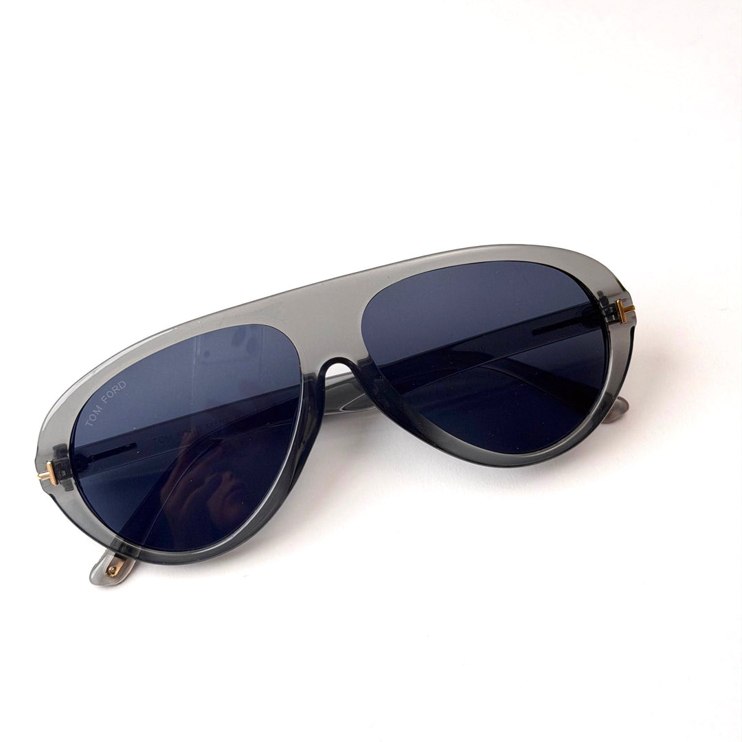 TOM FORD Camillo FT0988 – Transparent Grey Smoke - Giiz store