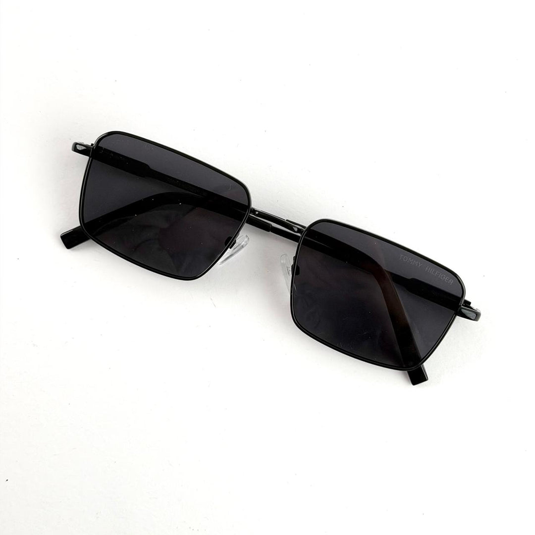 Tommy Hilfiger Square – Black - Giiz store